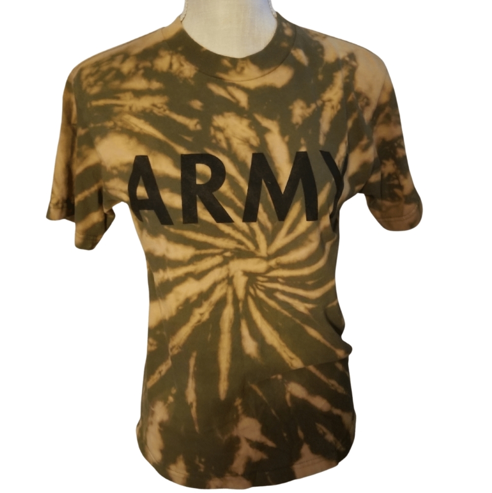 Army Tie Dye Tshirt Small.